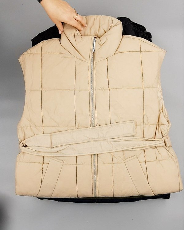 Фотография  723 - Верхняя одежда ONLY 104#10 кг, ЛОТ №7196 оптом в Петрозаводске и Карелии