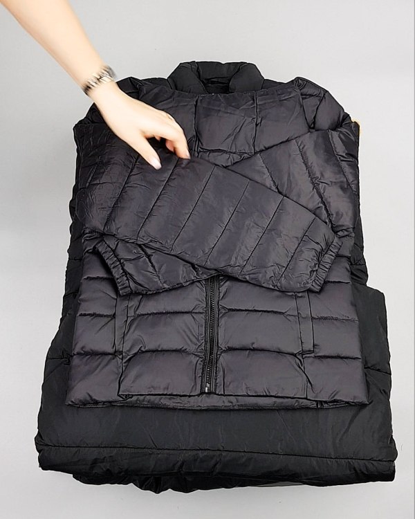 Фотография  693 - Верхняя одежда ONLY 104#10 кг, ЛОТ №7194 оптом в Петрозаводске и Карелии