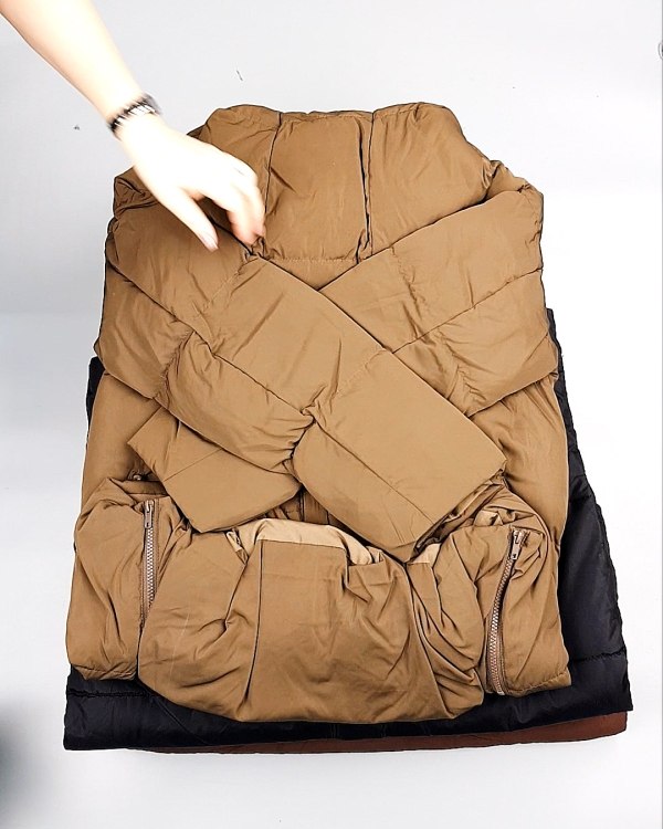 Фотография  786 - Верхняя одежда BESTSELLER Дания 104#10 кг, ЛОТ №7267 оптом в Петрозаводске и Карелии