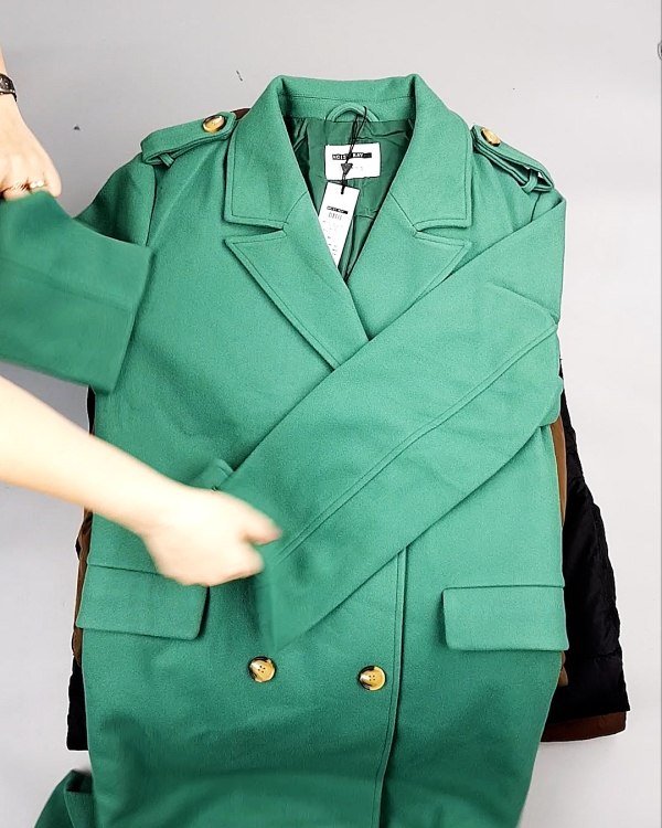 Фотография  696 - Верхняя одежда BESTSELLER Дания 104#10 кг, ЛОТ №7267 оптом в Петрозаводске и Карелии