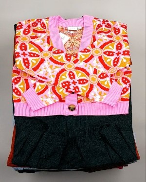 Купить Кардиганы VILA W 104#7 кг, ЛОТ №7384 оптом в Петрозаводске и Карелии