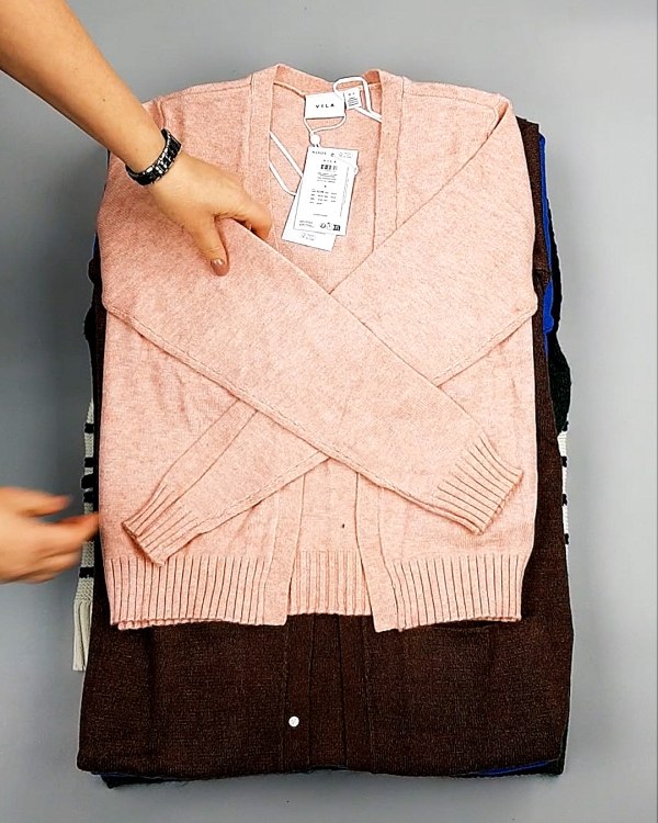 Фотография  559 - Кардиганы VILA W 104#7 кг, ЛОТ №7382 оптом в Петрозаводске и Карелии