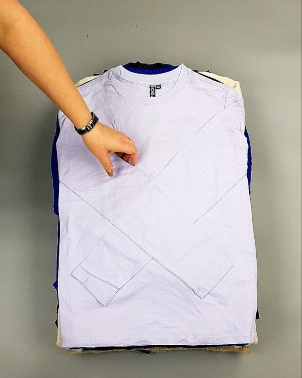 Фотография  348 - Bestseller Winter mix 104#15 кг, ЛОТ №7347 оптом в Петрозаводске и Карелии