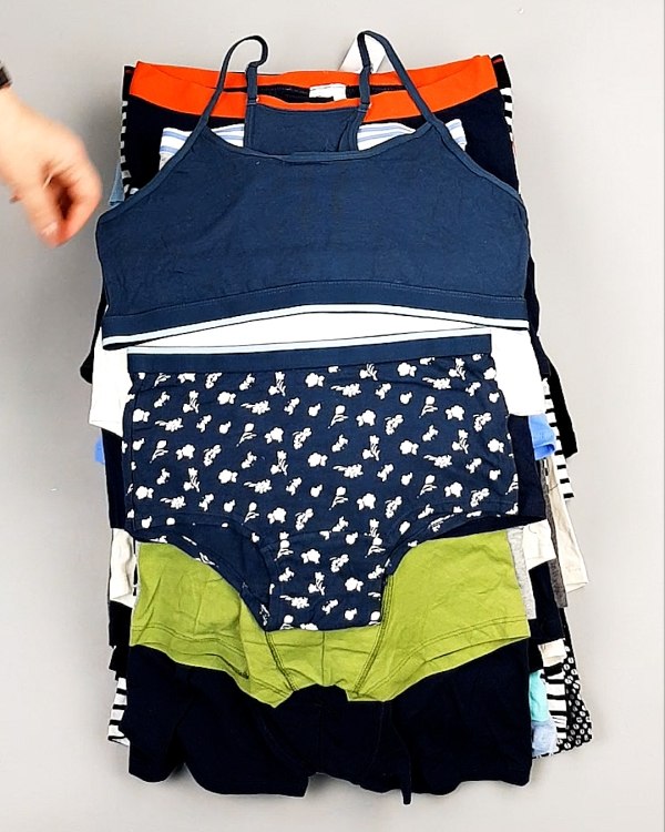 Фотография  601 - Нижнее белье TCM Kids 074#5 кг, ЛОТ №7398 оптом в Петрозаводске и Карелии