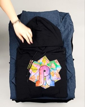 Фотография  317 - Толстовки м/ж (Sweat Tops)#20 кг, ЛОТ №7433 оптом в Петрозаводске и Карелии