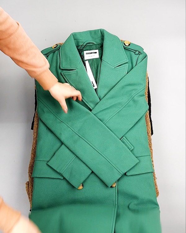 Фотография  816 - Bestseller Winter В mix 114#15 кг, ЛОТ №7376 оптом в Петрозаводске и Карелии