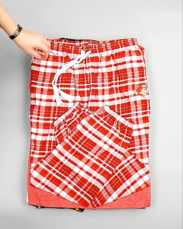 Фотография  275 - Домашняя одежда CAN 104#10 кг, ЛОТ №7328 оптом в Петрозаводске и Карелии