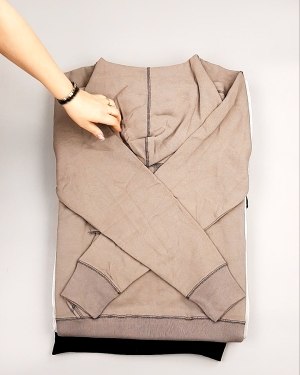 Фотография  795 - Толстовки СТОК CAN 0424#10 кг, ЛОТ №7447 оптом в Петрозаводске и Карелии