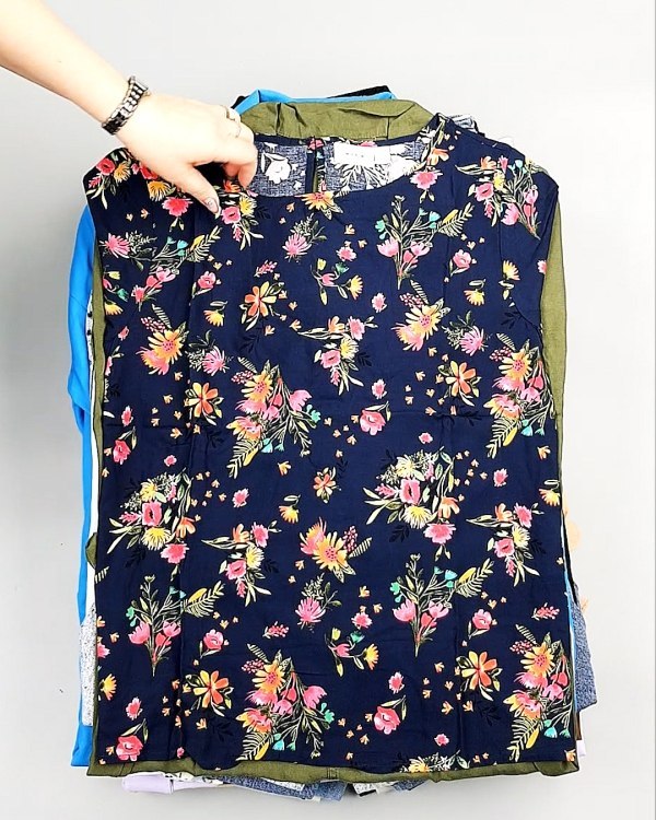 Фотография  320 - Bestseller Summer mix 104#15 кг, ЛОТ №7495 оптом в Петрозаводске и Карелии