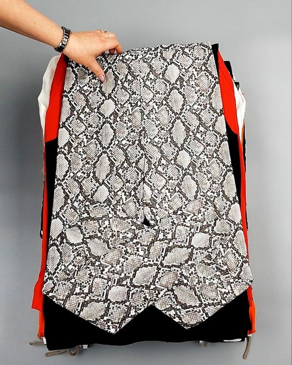 Фотография  648 - 12191 H&M mix textil 1224#25 кг, ЛОТ №7489 оптом в Петрозаводске и Карелии