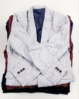 Купить Пиджаки муж AMAZON 015#7,8 кг, ЛОТ №7774 оптом в Петрозаводске и Карелии