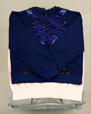 Купить SWEATSHIRT CAN 084#10 кг, ЛОТ №7617 оптом в Петрозаводске и Карелии