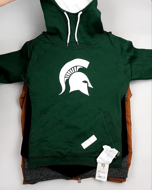 Фотография  964 - AMAZON mix муж весна 015#15 кг оптом в Петрозаводске и Карелии