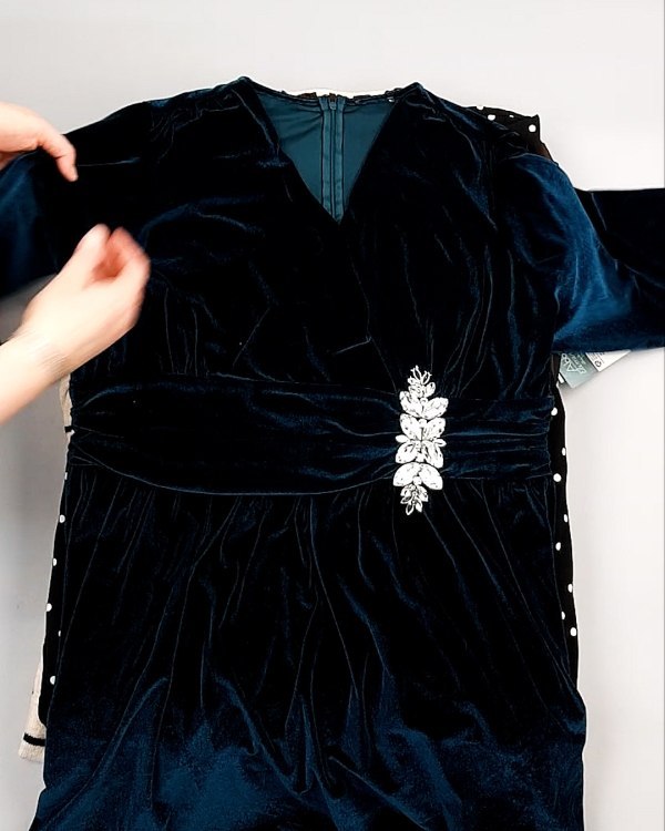 Фотография  366 - Платья СТОК CAN зима 084#7 кг, ЛОТ №7695 оптом в Петрозаводске и Карелии