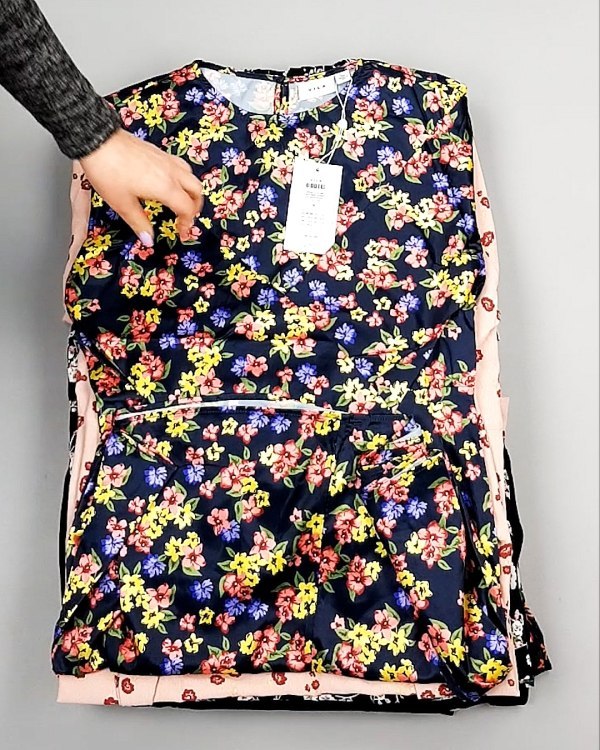 Фотография  218 - Платья VILA Summer 104#5 кг, ЛОТ №7833 оптом в Петрозаводске и Карелии