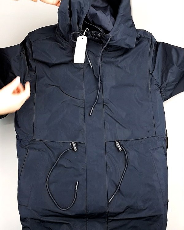 Фотография  740 - Верхняя одежда весна TOM TAILOR 124#7,8 кг, ЛОТ №7581 оптом в Петрозаводске и Карелии