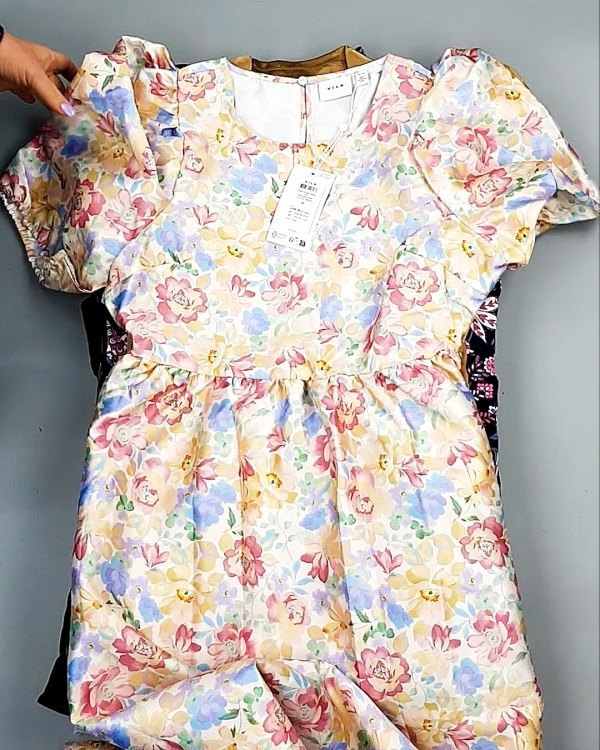 Фотография  188 - Платья VILA Summer 104#5 кг, ЛОТ №7837 оптом в Петрозаводске и Карелии