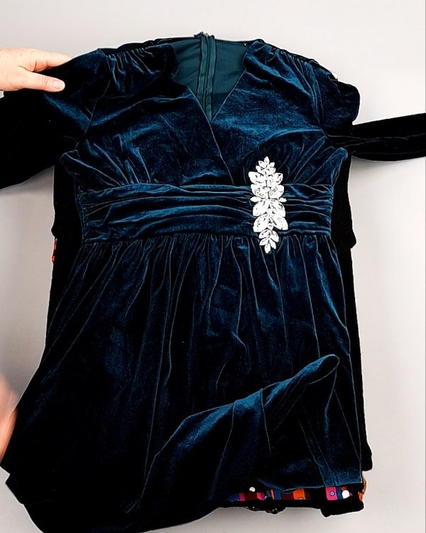 Фотография  636 - Платья СТОК CAN зима 084#7 кг, ЛОТ №7825 оптом в Петрозаводске и Карелии