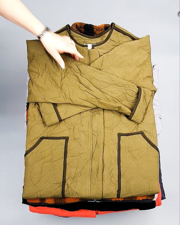 Фотография  278 - Верхняя одежда AMAZON жен 015#10 кг, ЛОТ №7712 оптом в Петрозаводске и Карелии