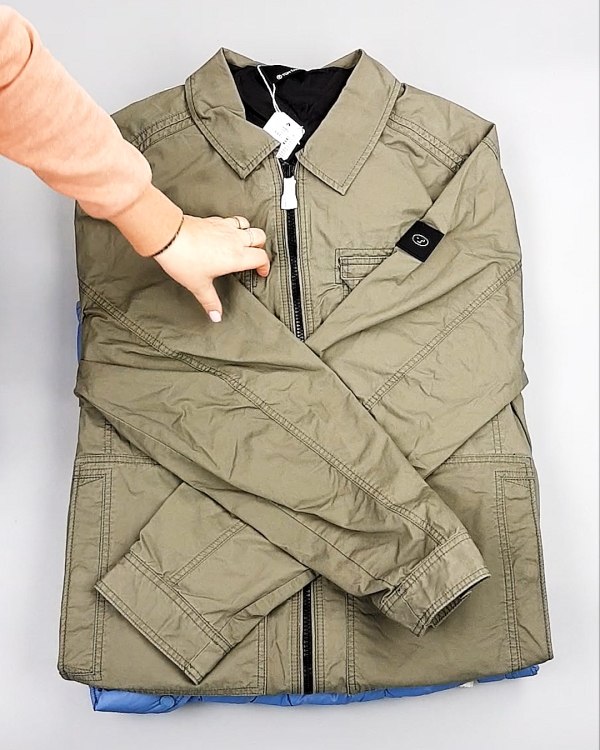 Фотография  779 - Верхняя одежда весна TOM TAILOR 124#7,8 кг, ЛОТ №7581 оптом в Петрозаводске и Карелии