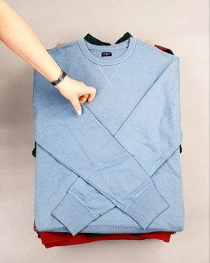 Фотография  535 - SWEATSHIRT CAN 084#10 кг, ЛОТ №7619 оптом в Петрозаводске и Карелии