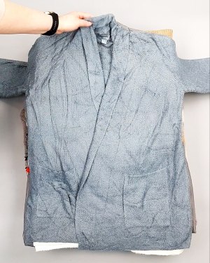 Фотография  912 - Кардиганы СТОК CAN 084#7 кг, ЛОТ №7673 оптом в Петрозаводске и Карелии