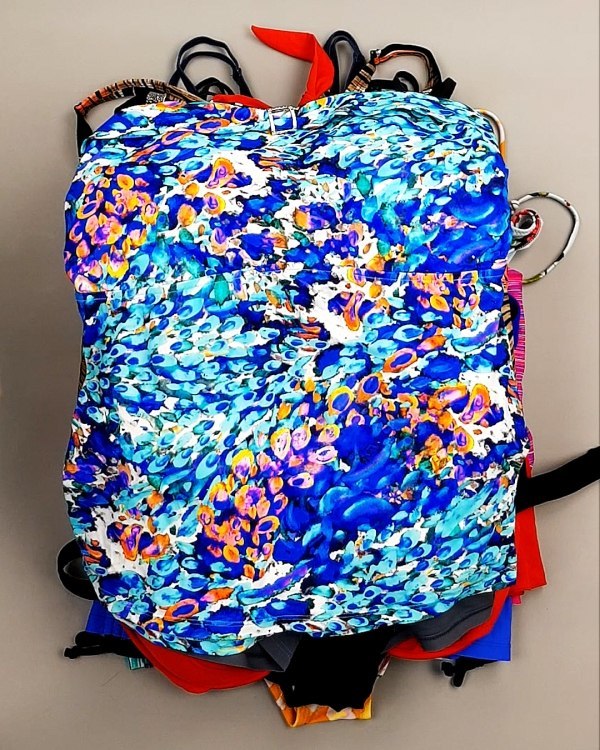 Фотография  101 - Купальники СТОК CAN 124#5 кг, ЛОТ №7686 оптом в Петрозаводске и Карелии