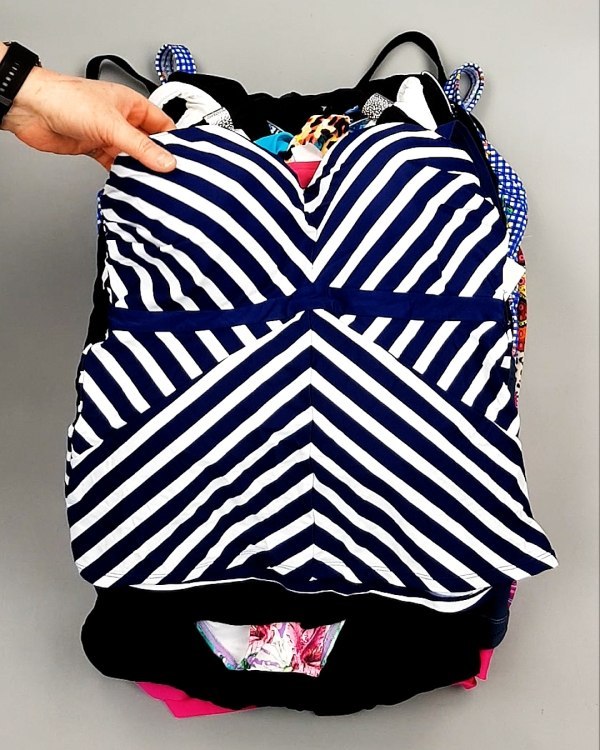 Фотография  594 - Купальники СТОК CAN 124#5 кг, ЛОТ №7688 оптом в Петрозаводске и Карелии