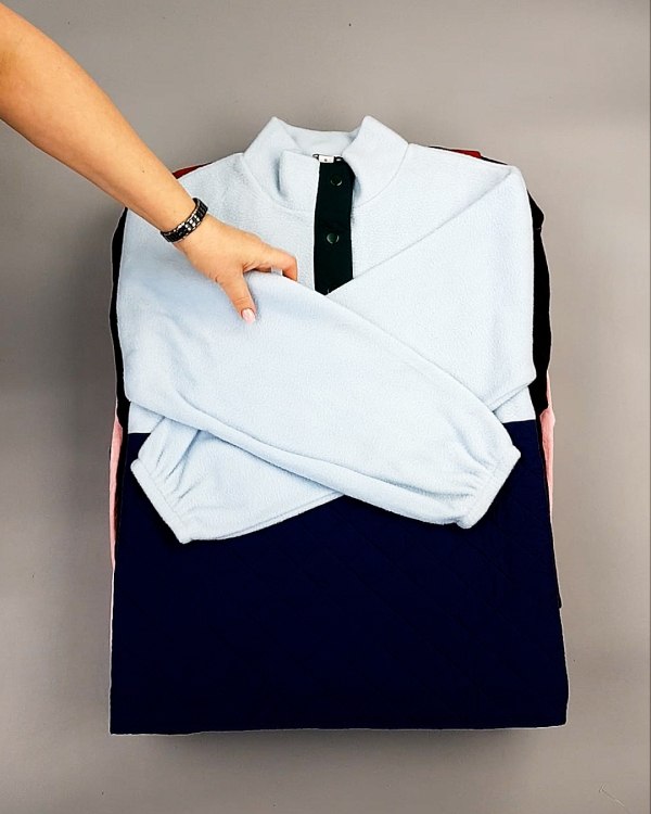 Фотография  684 - SWEATSHIRT CAN 084#10 кг, ЛОТ №7621 оптом в Петрозаводске и Карелии