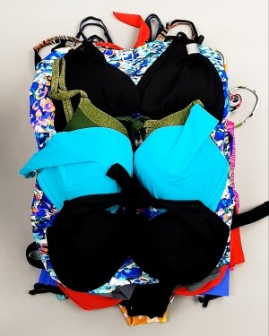 Фотография  249 - Купальники СТОК CAN 124#5 кг, ЛОТ №7686 оптом в Петрозаводске и Карелии