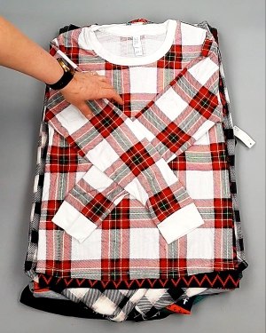 Фотография  877 - Домашняя одежда м/ж AMAZON 015#7 кг, ЛОТ №7783 оптом в Петрозаводске и Карелии