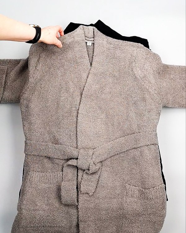 Фотография  199 - Кардиганы СТОК CAN 084#7 кг, ЛОТ №7671 оптом в Петрозаводске и Карелии