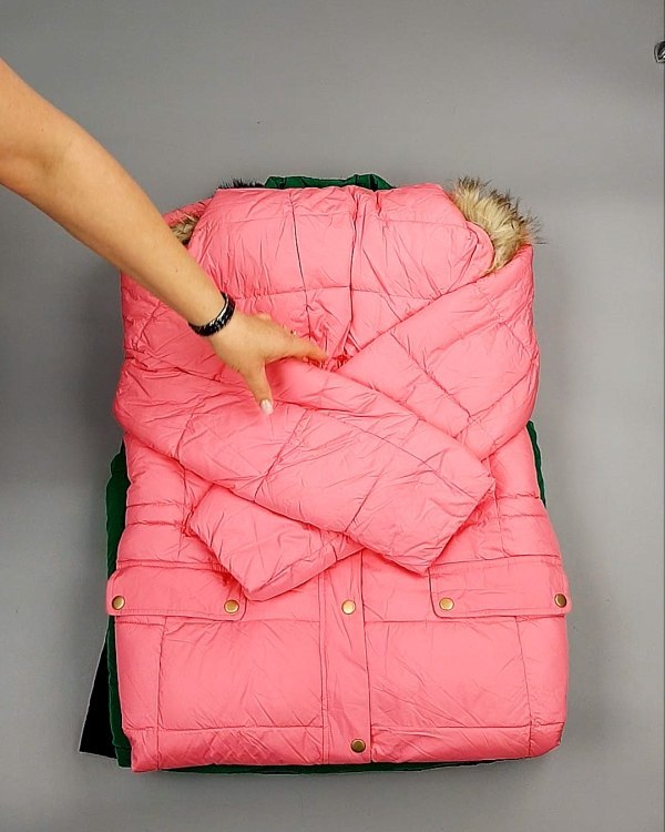 Фотография  820 - Верхняя одежда AMAZON жен 015#10 кг, ЛОТ №7712 оптом в Петрозаводске и Карелии