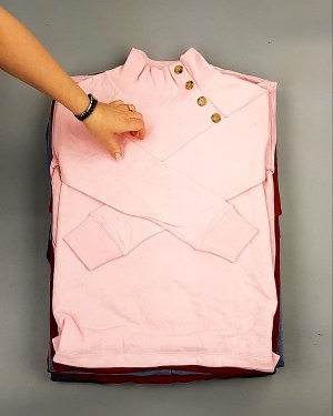 Фотография  930 - SWEATSHIRT CAN 084#10 кг, ЛОТ №7618 оптом в Петрозаводске и Карелии