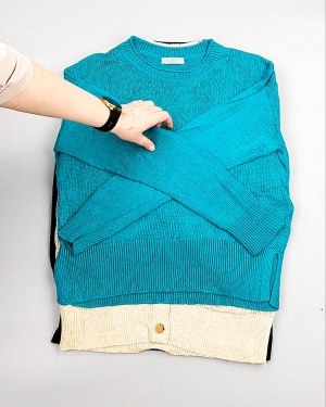 Фотография  384 - Джемпера СТОК CAN 084#7 кг, ЛОТ №7647 оптом в Петрозаводске и Карелии