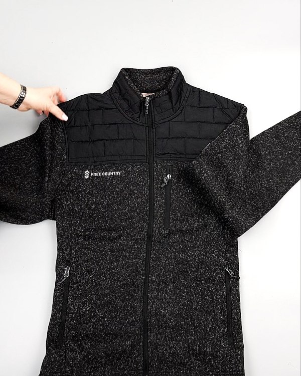 Фотография  509 - SWEATSHIRT CAN 084#10 кг, ЛОТ №7619 оптом в Петрозаводске и Карелии