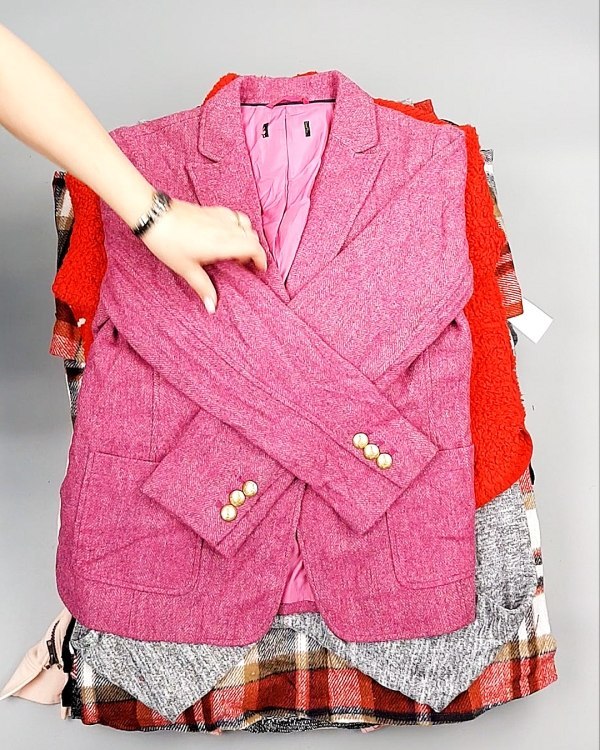 Фотография  634 - AMAZON mix жен весна 015#18 кг, ЛОТ №7718 оптом в Петрозаводске и Карелии