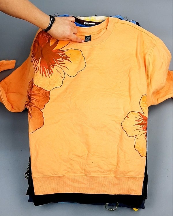 Фотография  697 - AMAZON mix жен лето 015#15 кг, ЛОТ №7722 оптом в Петрозаводске и Карелии