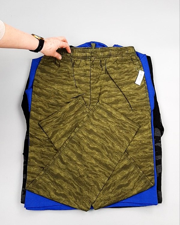 Фотография  261 - AMAZON mix муж весна 015#15 кг, ЛОТ №7740 оптом в Петрозаводске и Карелии