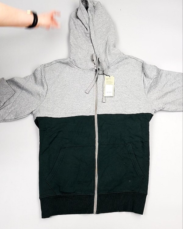 Фотография  941 - AMAZON mix муж весна 015#15 кг, ЛОТ №7737 оптом в Петрозаводске и Карелии