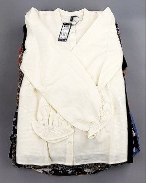 Купить Блузки Bestseller 44#5 кг, ЛОТ №8026 оптом в Петрозаводске и Карелии