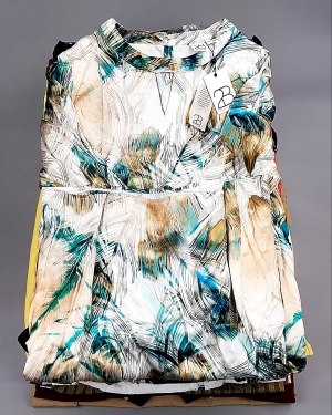 Купить DK, Bestseller + Summer mix#15 кг, ЛОТ №7926 оптом в Петрозаводске и Карелии