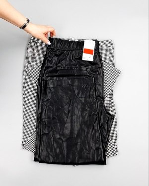 Фотография  409 - Брюки женские зима C&A 025#10 кг оптом в Петрозаводске и Карелии