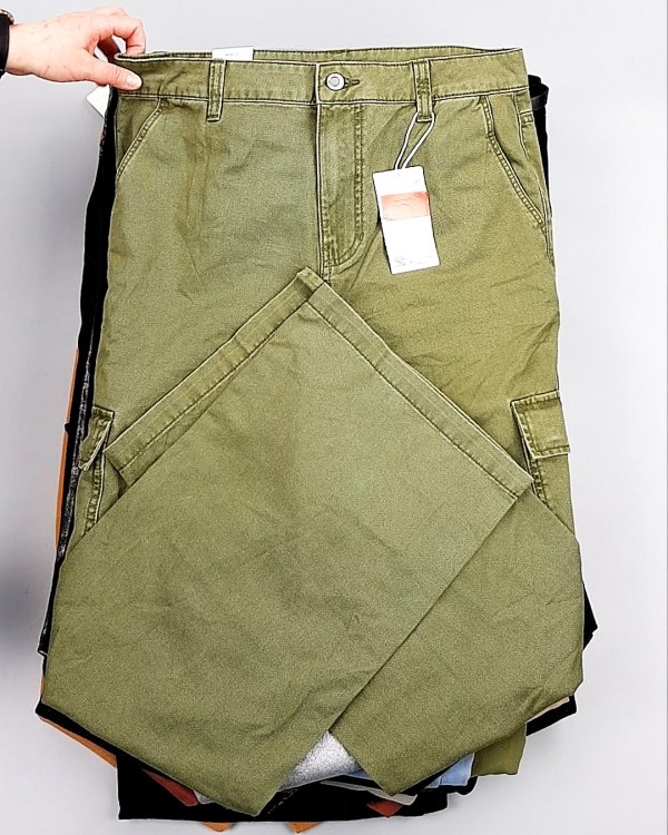 Фотография  288 - Брюки женские лето C&A 025#10 кг, ЛОТ №7893 оптом в Петрозаводске и Карелии