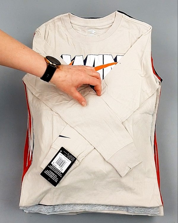 Фотография  528 - Тонковки детские NIKE CAN 084#5 кг, ЛОТ №7971 оптом в Петрозаводске и Карелии