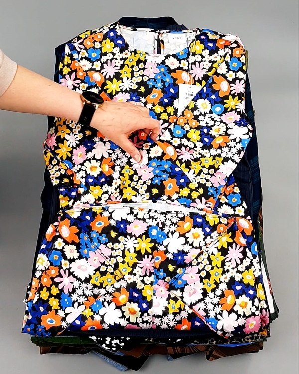 Фотография  415 - ДАНИЯ Summer mix 24#15 кг, ЛОТ №8044 оптом в Петрозаводске и Карелии