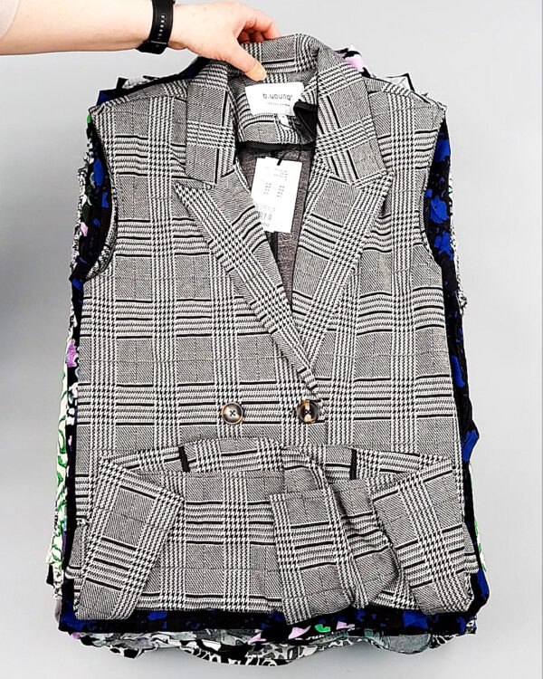 Фотография  817 - ICHI Summer mix 035#13 кг, ЛОТ №8090 оптом в Петрозаводске и Карелии