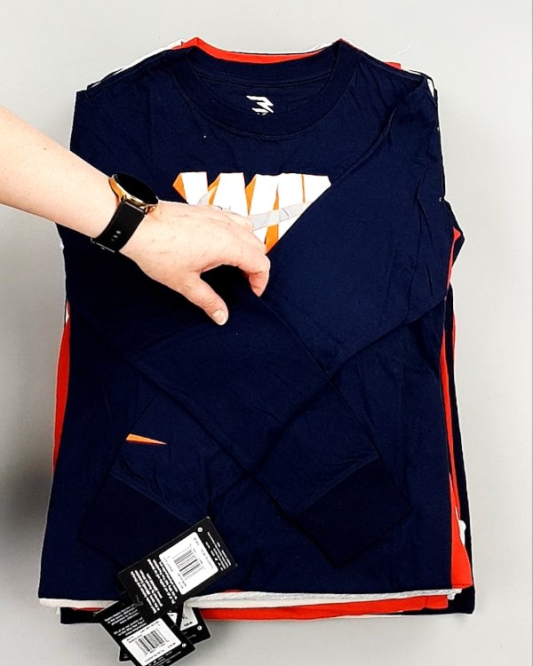 Фотография  288 - Тонковки детские NIKE CAN 084#5 кг, ЛОТ №7967 оптом в Петрозаводске и Карелии