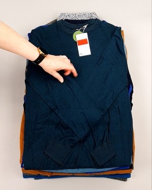 Фотография  823 - Джемпера легкие мужские C&A 025#7 кг, ЛОТ №7876 оптом в Петрозаводске и Карелии