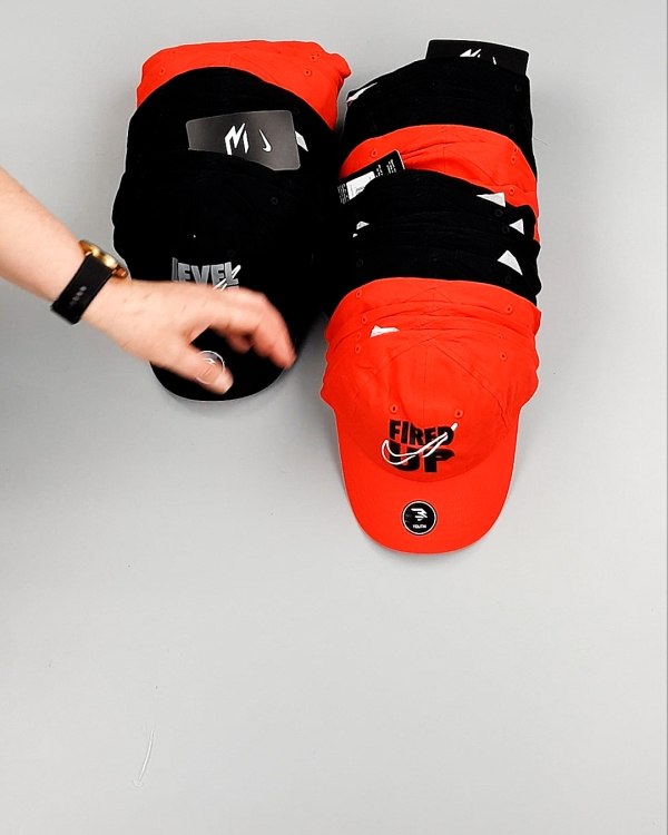 Фотография  796 - Кепки детские CAN 084#5 кг, ЛОТ №7964 оптом в Петрозаводске и Карелии